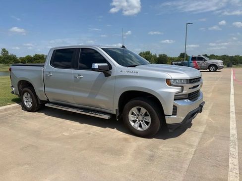 Used 2022 Chevrolet Silverado 1500 LT RWD image 5
