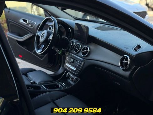 Used 2020 Mercedes-Benz GLA 250 image 31