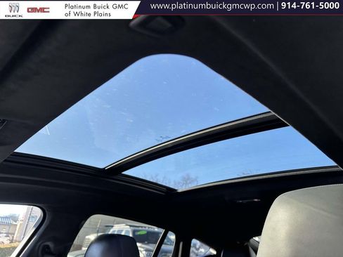 Used 2023 BMW X6 M image 23