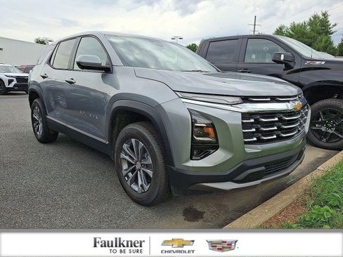 New 2026 Chevrolet Equinox LT w/ Convenience Package II AWD/4WD image 1