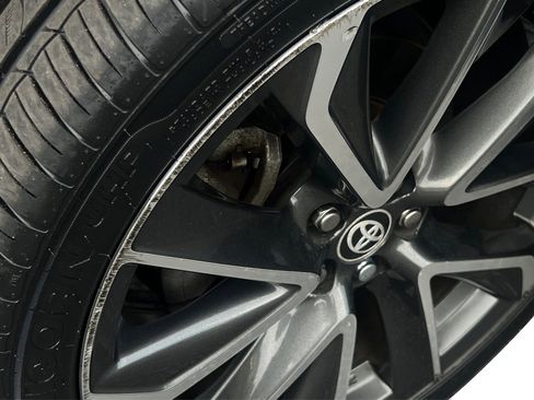 Used 2020 Toyota Corolla SE FWD image 46