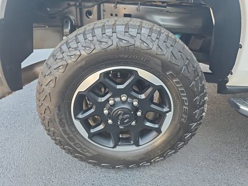 Used 2025 RAM 2500 Laramie AWD/4WD image 7