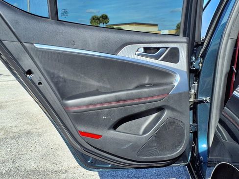 Used 2022 Genesis G70 3.3T w/ Sport Advanced Package image 19