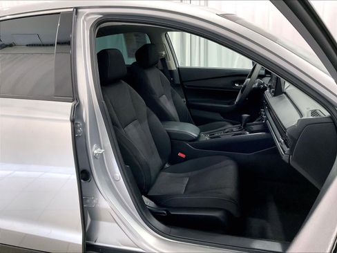 Used 2024 Honda Accord EX image 11