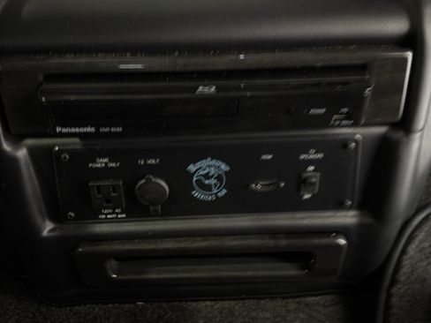 New 2026 GMC Savana 2500 w/ Driver Convenience Package RWD image 24