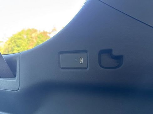 New 2025 GMC Yukon XL Denali w/ Sun & Power Step Package image 58