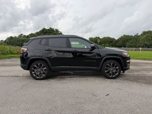 Used 2021 Jeep Compass Latitude AWD/4WD image 6