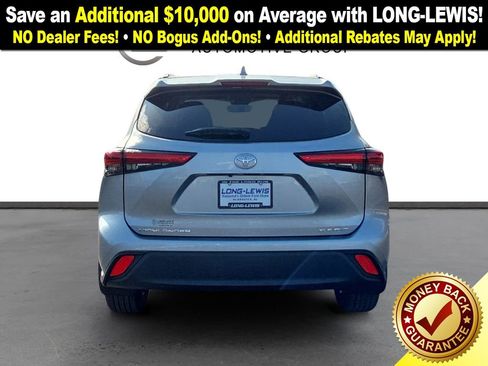 Used 2023 Toyota Highlander XLE image 5
