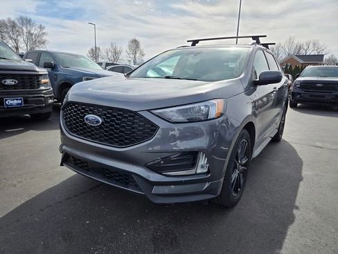 Used 2024 Ford Edge ST-Line w/ Class II Trailer Tow Package AWD/4WD image 3