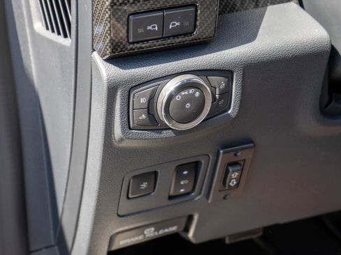 Used 2022 Ford F250 Lariat w/ Lariat Ultimate Package image 26