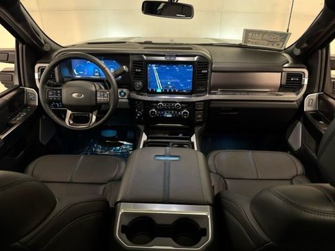 New 2026 Ford F250 Platinum AWD/4WD image 5