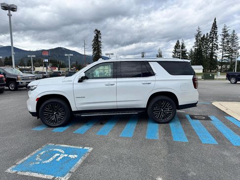 Used 2024 Chevrolet Tahoe High Country image 4
