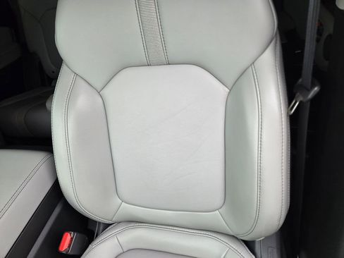 Certified 2025 Honda Pilot EX-L image 18