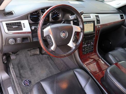 Used 2008 Cadillac Escalade EXT AWD/4WD image 11
