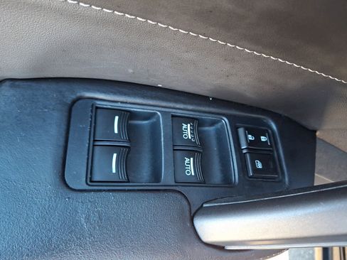 Used 2012 Acura TL SH-AWD image 27