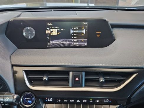 Used 2020 Lexus UX 250h w/ Premium Package image 20