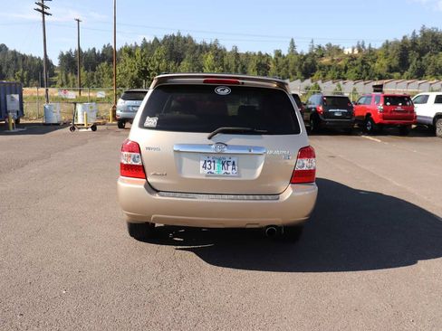 Used 2006 Toyota Highlander Limited AWD/4WD image 6