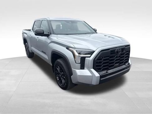 Used 2025 Toyota Tundra Limited w/ TRD Off-Road Package AWD/4WD image 7