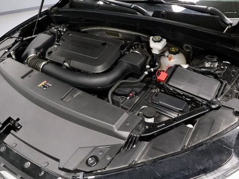 Used 2023 Buick Envision Essence w/ Sport Touring Package AWD/4WD image 17