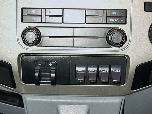 Used 2016 Ford F250 XLT w/ XLT Value Package image 13