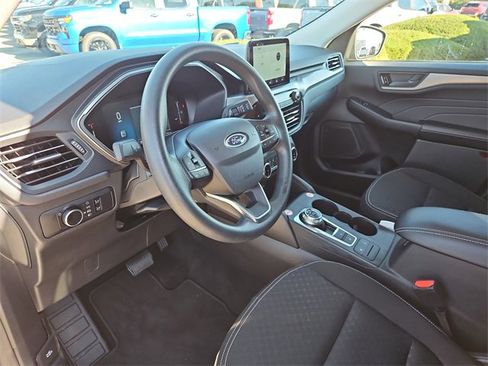Used 2025 Ford Escape Active image 13