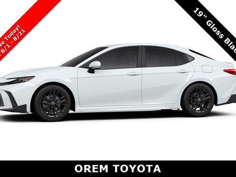 New 2026 Toyota Camry SE FWD image 3