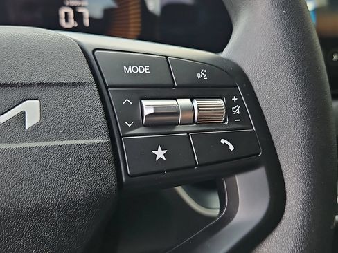 Certified 2025 Kia K4 FWD image 22