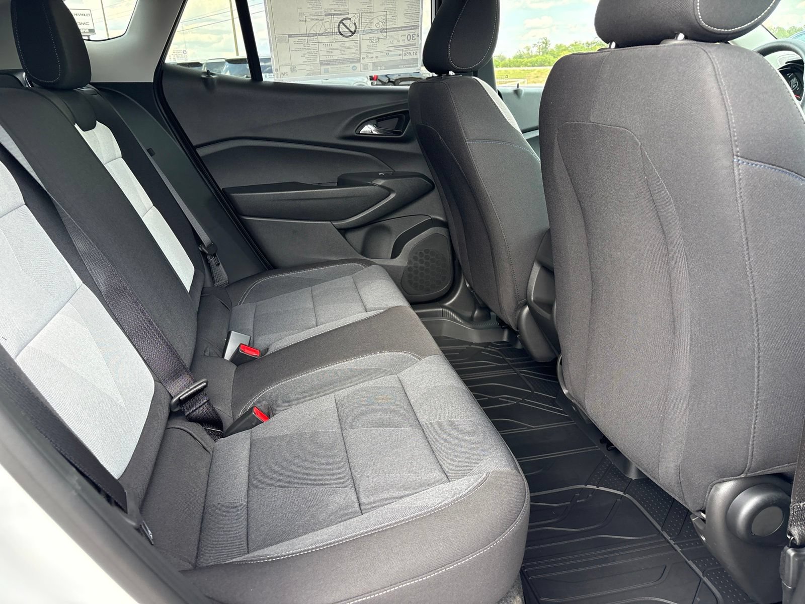 New 2026 Chevrolet Trax LS w/ LS Convenience Package FWD image 16