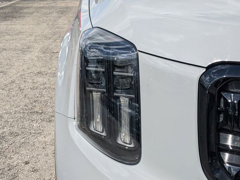 Certified 2024 Kia Telluride SX X-Line image 8