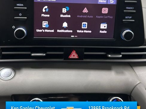 Used 2023 Hyundai Elantra SEL FWD image 16