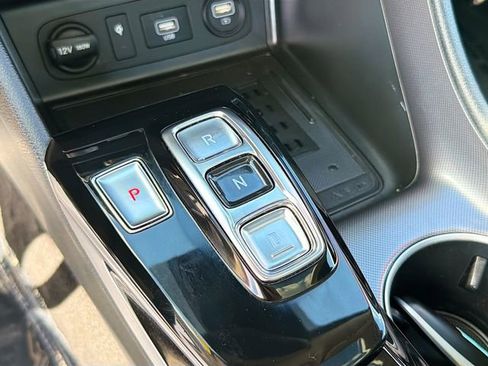 Used 2022 Hyundai Sonata SEL w/ Convenience Package image 16