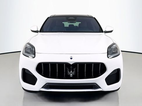 Used 2025 Maserati Grecale GT AWD/4WD image 2