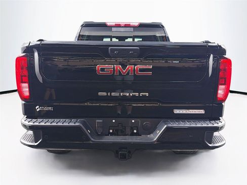 Used 2022 GMC Sierra 1500 Elevation w/ Elevation Premium Package AWD/4WD image 10