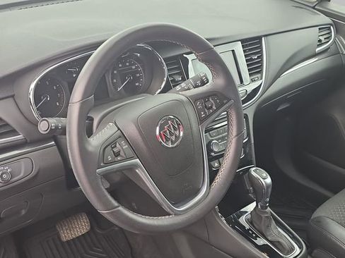 Used 2022 Buick Encore Preferred w/ Safety Package image 17