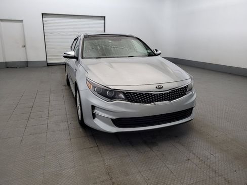 Used 2016 Kia Optima EX w/ Premium Package FWD image 14