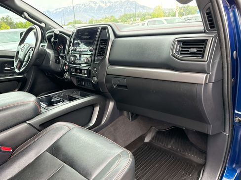 Used 2023 Nissan Titan PRO-4X w/ Pro-4x Convenience Package AWD/4WD image 18