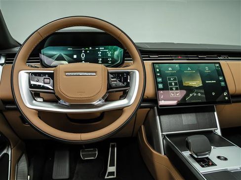 New 2025 Land Rover Range Rover Long Wheelbase Autobiography image 26