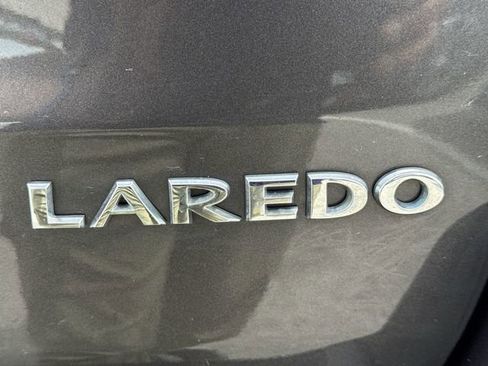 Used 2015 Jeep Grand Cherokee Laredo w/ Quick Order Package 23E AWD/4WD image 31