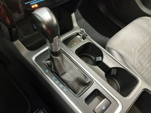 Used 2017 Ford Escape Titanium FWD image 22
