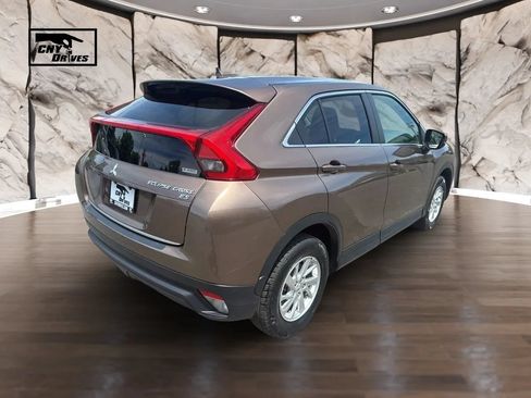 Used 2018 Mitsubishi Eclipse Cross ES AWD/4WD image 5