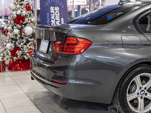 Used 2014 BMW 320i xDrive Sedan image 12