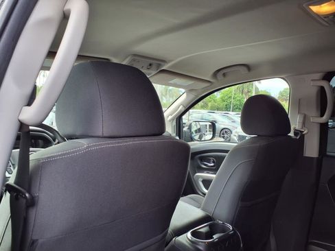 Certified 2021 Nissan Titan SV w/ SV Convenience Package image 18