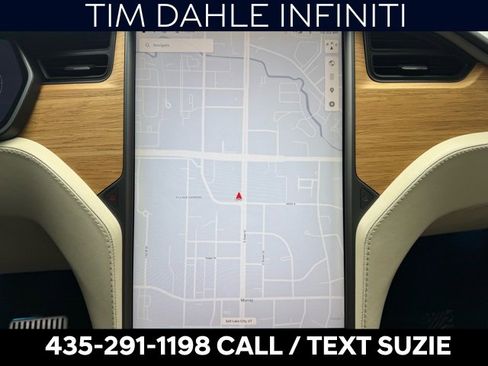 Used 2018 Tesla Model X 75D image 11