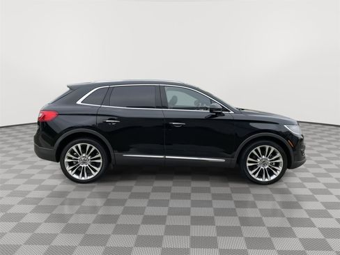 Used 2016 Lincoln MKX Reserve w/ Luxury Package AWD/4WD image 23