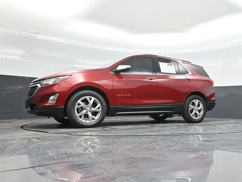 Used 2018 Chevrolet Equinox Premier image 42