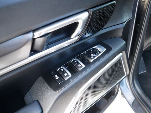 Certified 2023 Kia Telluride LX image 19