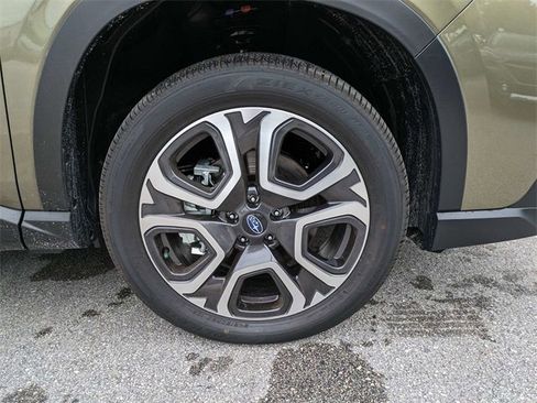 New 2025 Subaru Ascent Limited image 11