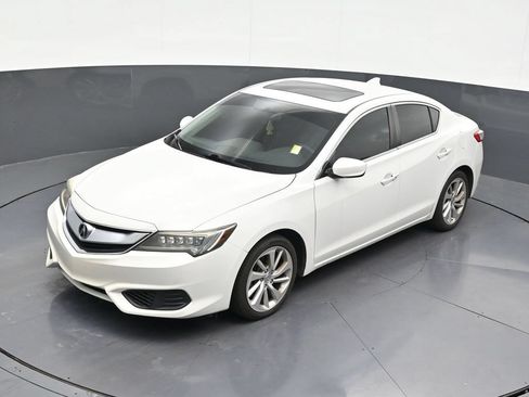 Used 2018 Acura ILX FWD image 9