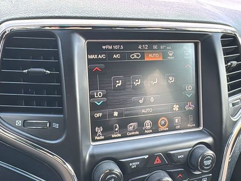 Used 2016 Jeep Grand Cherokee Limited AWD/4WD image 28