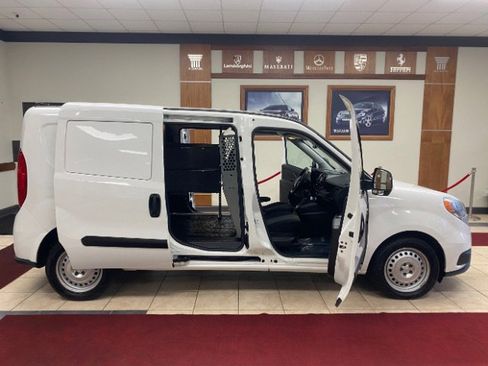 Used 2022 RAM ProMaster City Wagon image 9